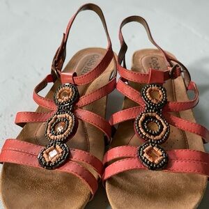 Cobb Hill by New Balance Coral Beaded Sandals women’s size 8.5